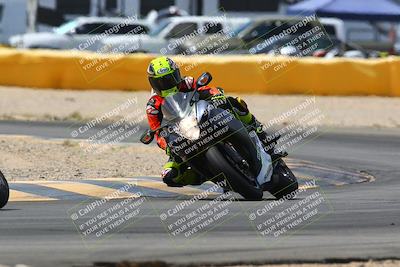 media/Apr-10-2022-SoCal Trackdays (Sun) [[f104b12566]]/Turn 2 (1135am)/